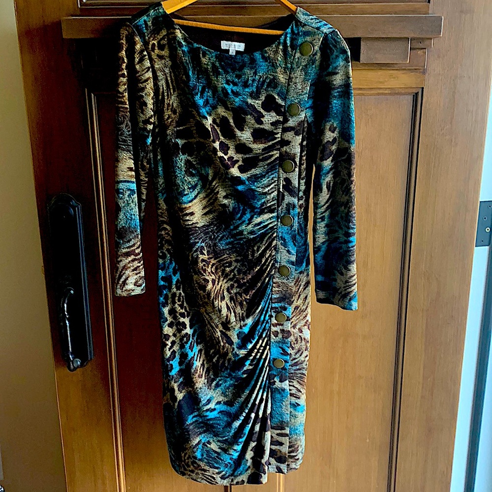 Long sleeved dress leopard print style by Madison